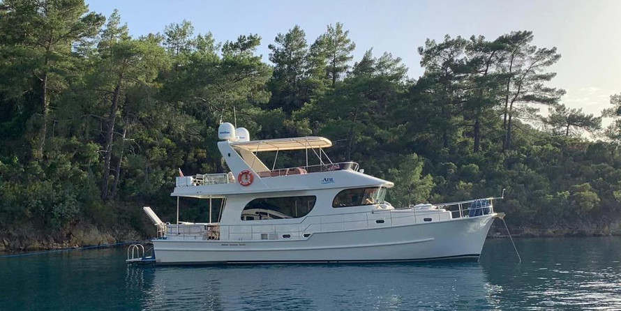 SES Yachts custom trawler yacht 94