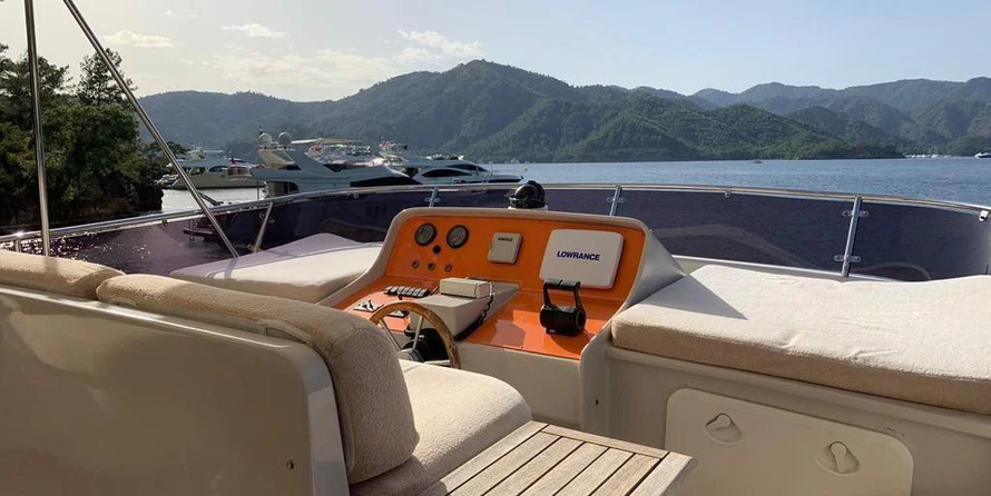 SES Yachts custom trawler yacht 94