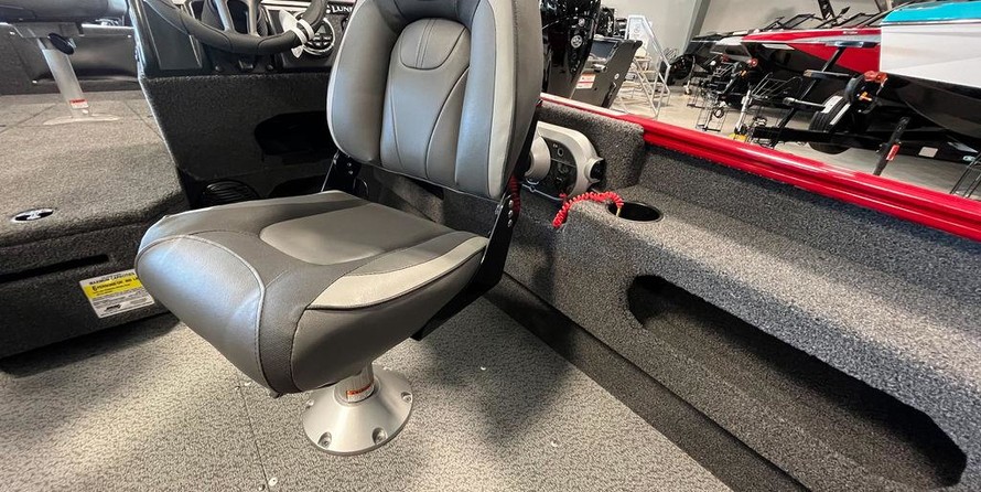 Lund Boats 1675 Impact SS