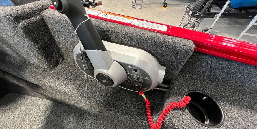 Lund Boats 1675 Impact SS