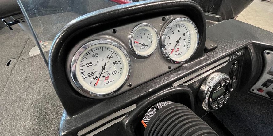 Lund Boats 1675 Impact SS