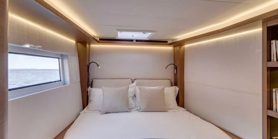 Lagoon 50 (Gen+A/C+WM)