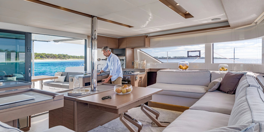 Lagoon 50 (Gen+A/C+WM)