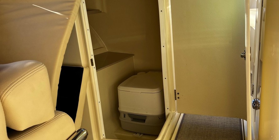 Chris-Craft Launch 27