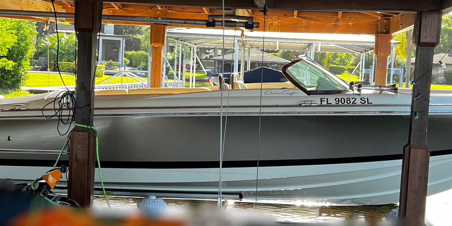 Chris-Craft Launch 27