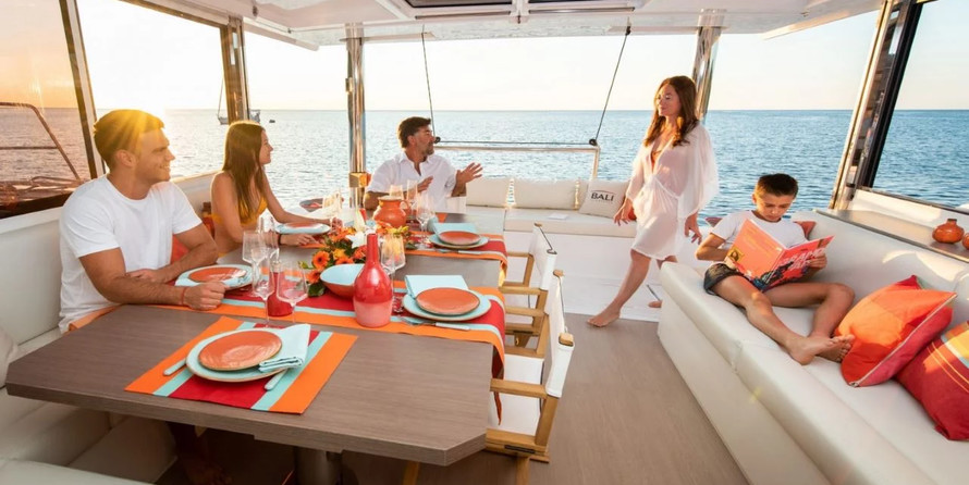 Bali 4.8 - 5 + 1 cab