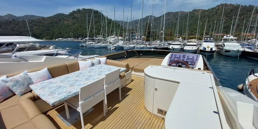 Evo Marine Deauville 760