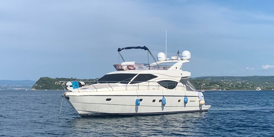 Ferretti Yachts 500