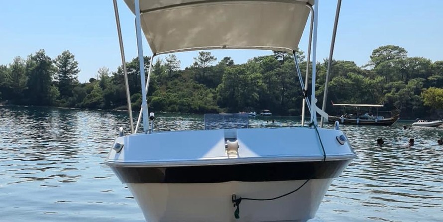 MotorbootExpress 425