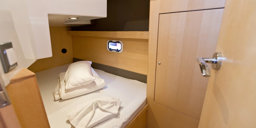 Stillo-YachtsStillo 30