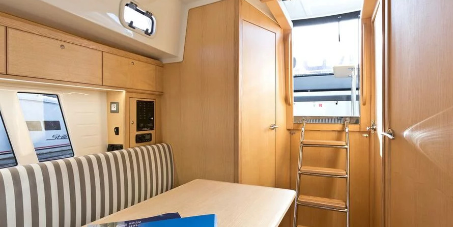 Stillo-YachtsStillo 30