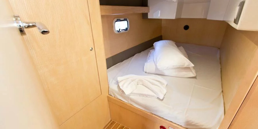 Stillo-YachtsStillo 30