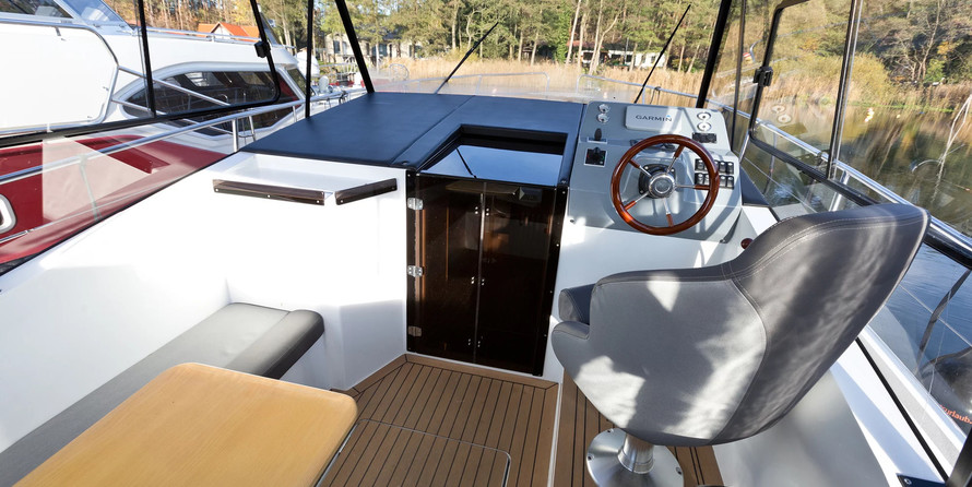 Stillo-YachtsStillo 30