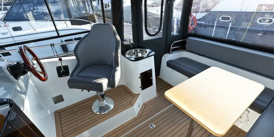 Stillo-YachtsStillo 30