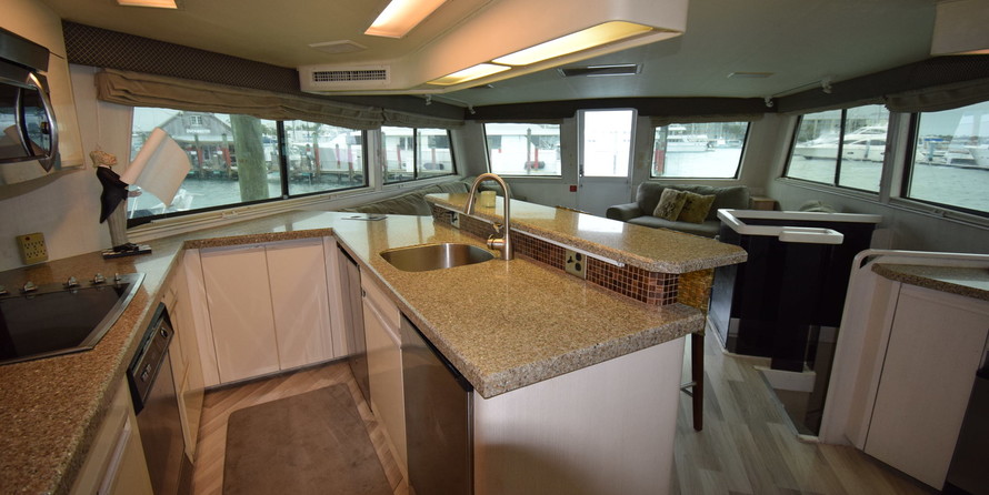 Hatteras GT 54
