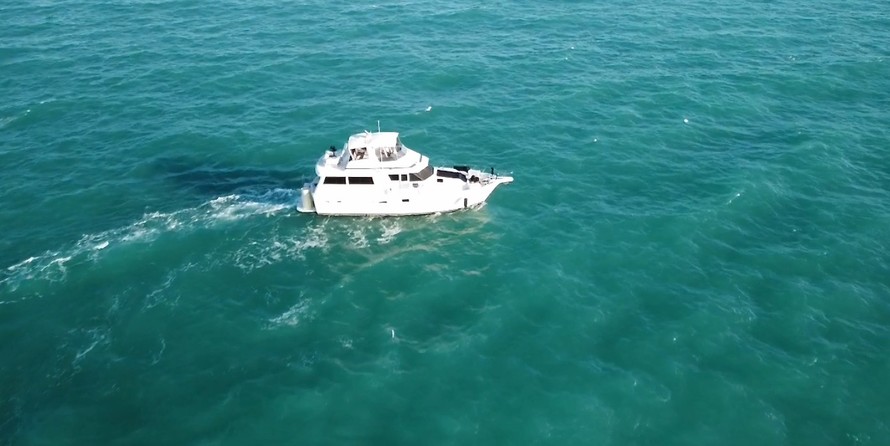 Hatteras GT 54