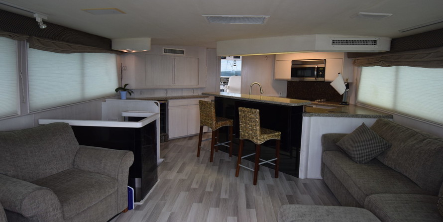 Hatteras GT 54