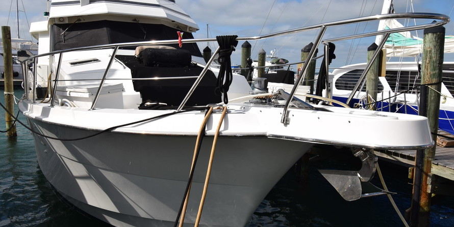 Hatteras GT 54