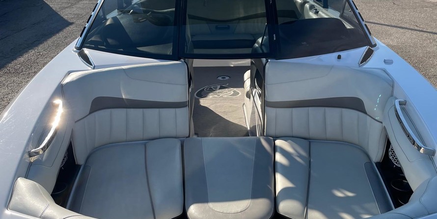Malibu Wakesetter 22 MXZ