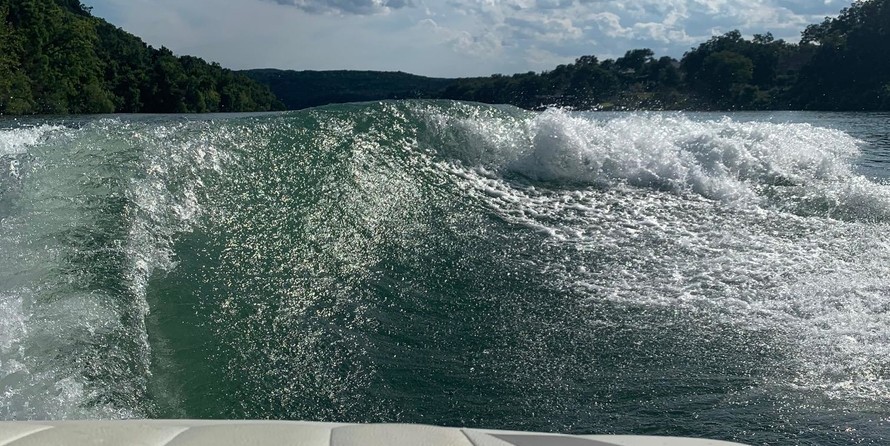 Malibu Wakesetter 22 MXZ