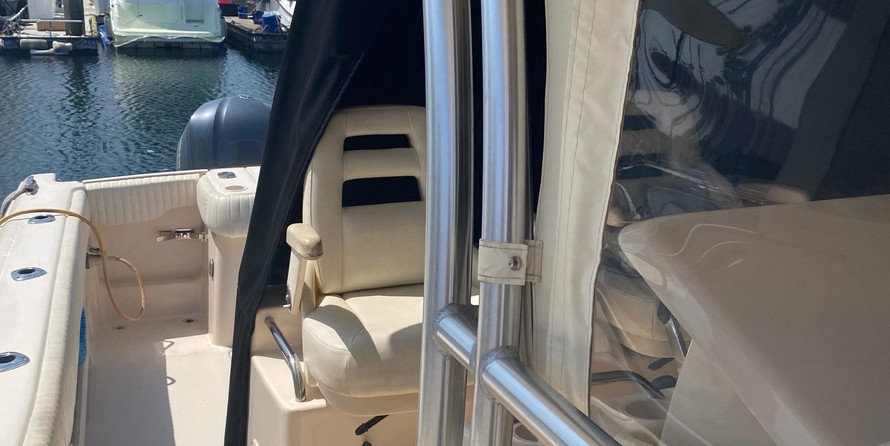 Grady-White Canyon 306