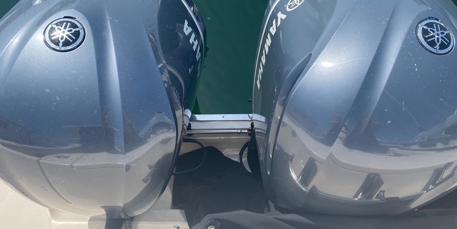 Grady-White Canyon 306