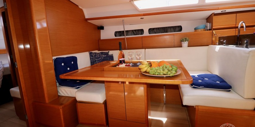 Jeanneau Sun Odyssey 439