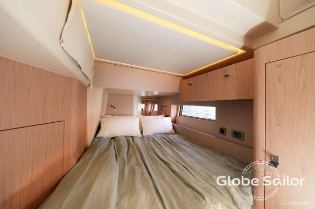 Beneteau Oceanis Yacht 62