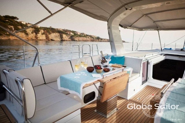 Beneteau Oceanis Yacht 62