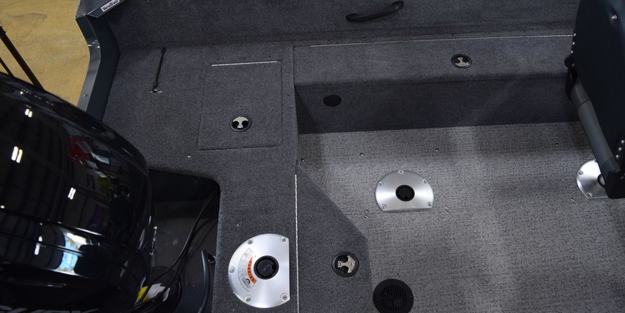 Tracker Pro Guide V-16 SC