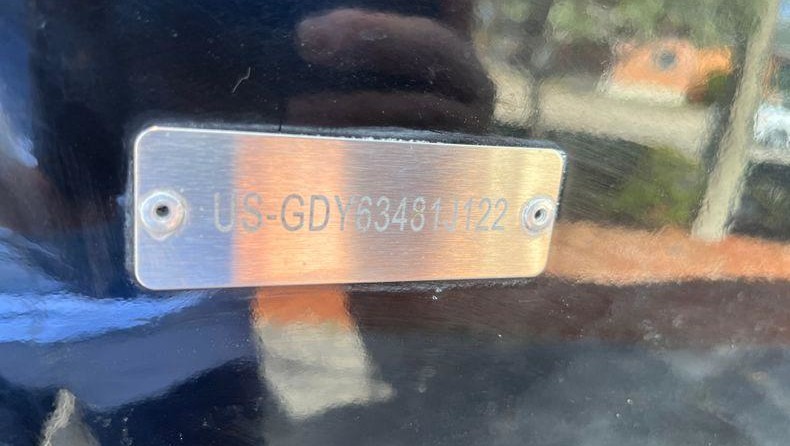 Hurricane Center Console SS 231 OB