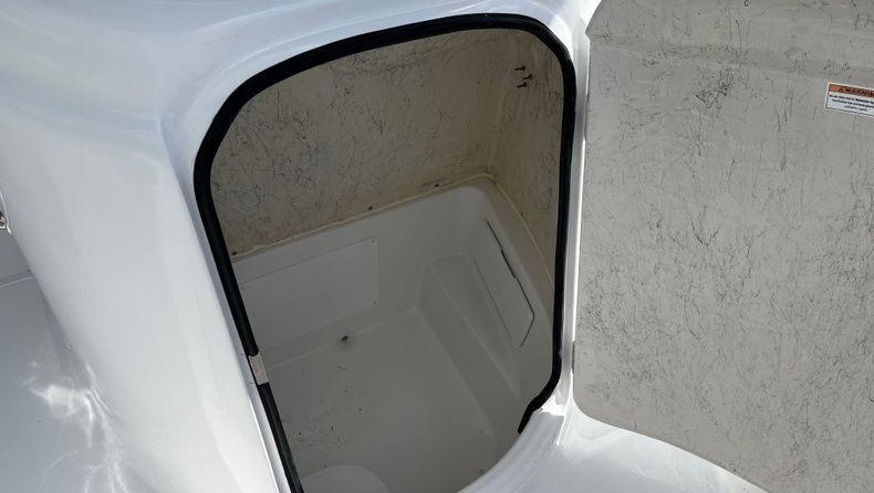 Hurricane Center Console SS 231 OB