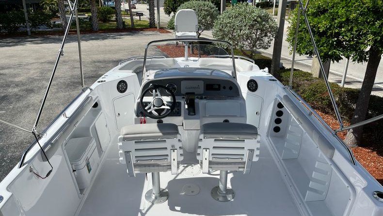 Hurricane Center Console SS 231 OB