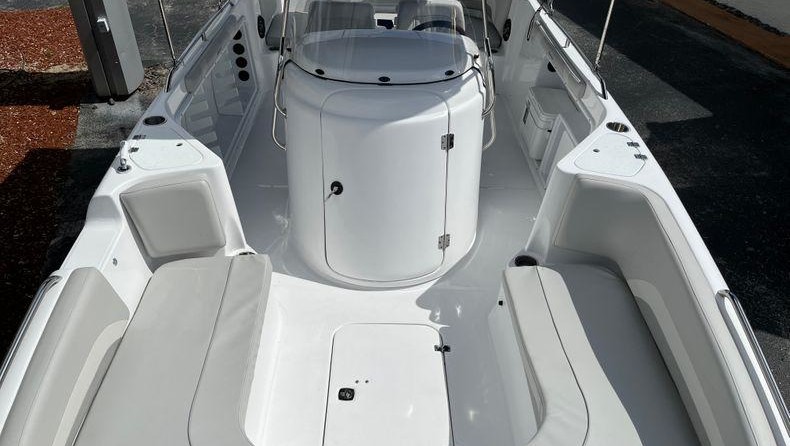 Hurricane Center Console SS 231 OB