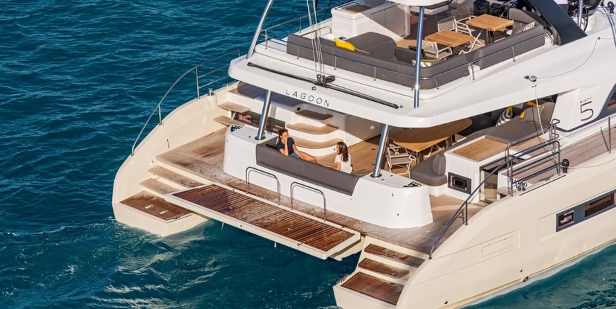Lagoon Sixty 5