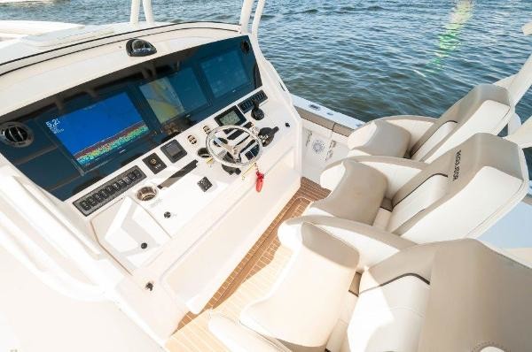 Regulator 41 Offshore