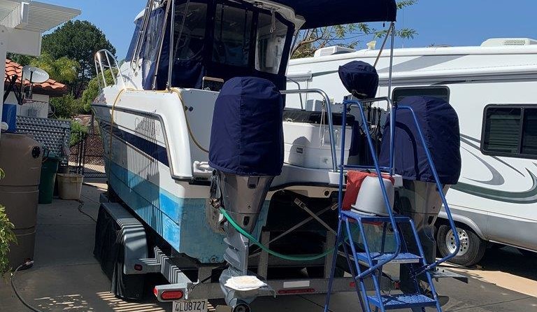 Glacier bay isle runner blue hull 2670