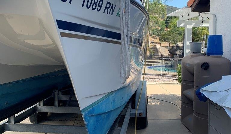 Glacier bay isle runner blue hull 2670