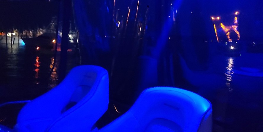 Silverton 42 Convertible