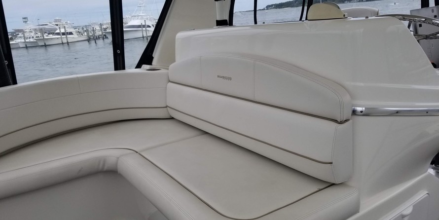 Silverton 42 Convertible