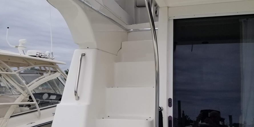 Silverton 42 Convertible