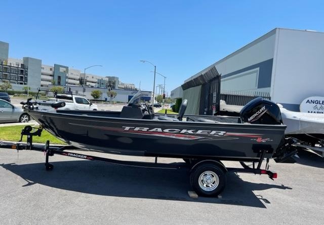 Tracker Pro Guide V-16 SC