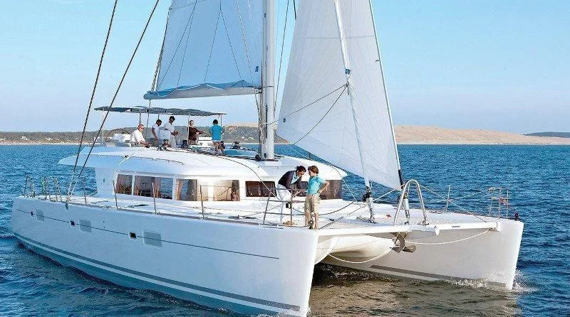 Lagoon 620