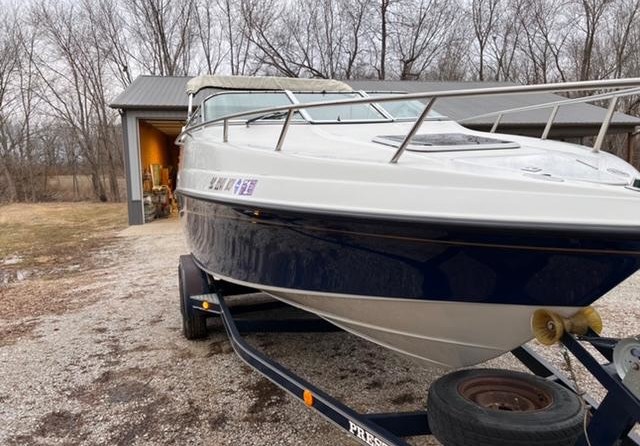 Crownline Cruiser cuddy cabin