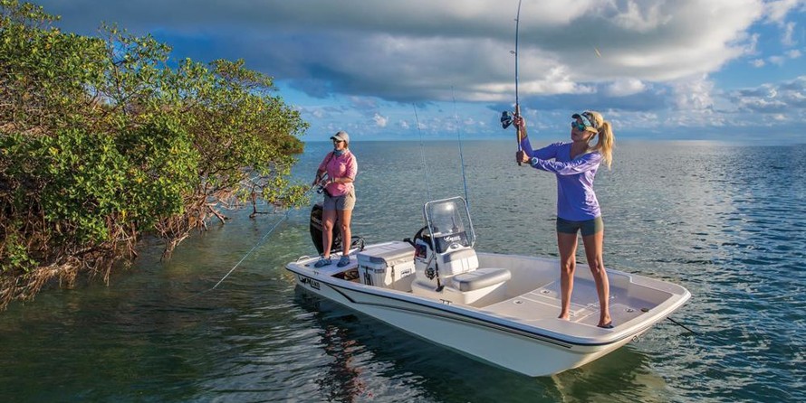 Mako Pro Skiff 15 CC