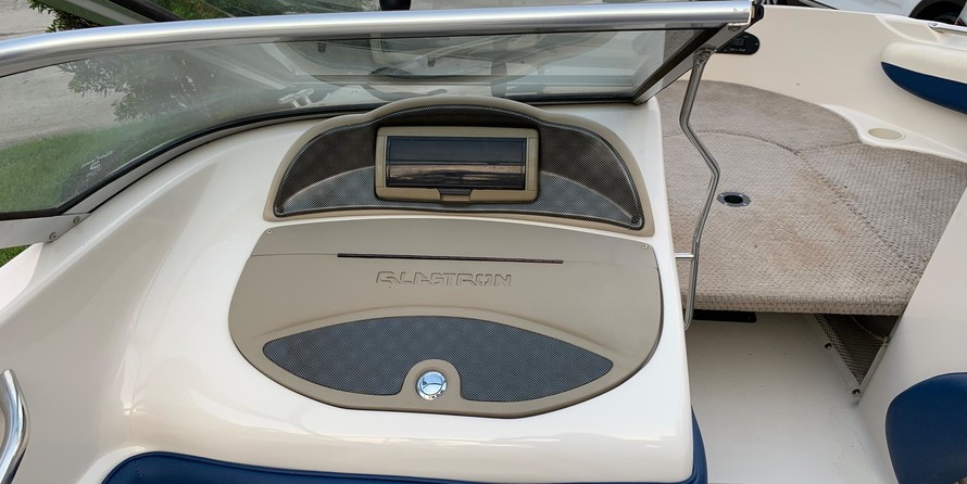 Triton 205 walleye "fish and ski"