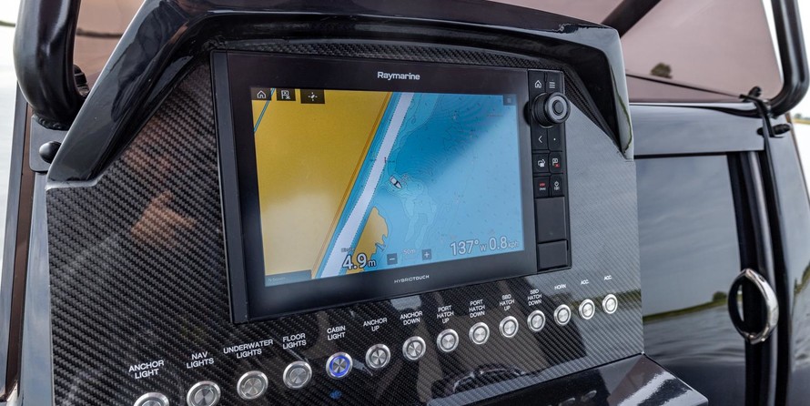 Revolt Comfort 11.80