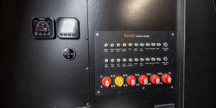 Revolt Comfort 11.80