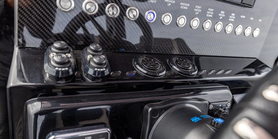 Revolt Comfort 11.80