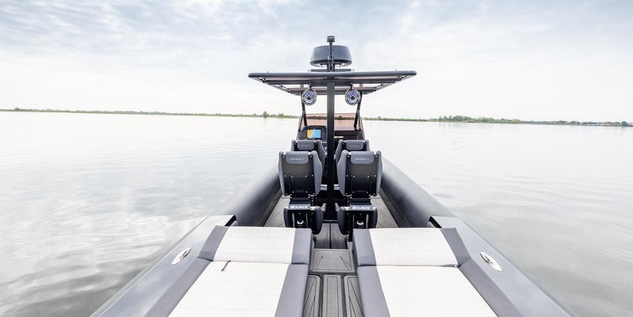 Revolt Comfort 11.80